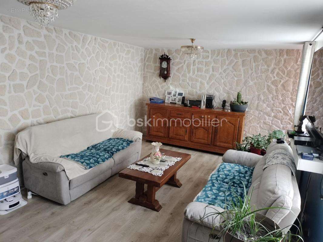 Maison à MONTATAIRE