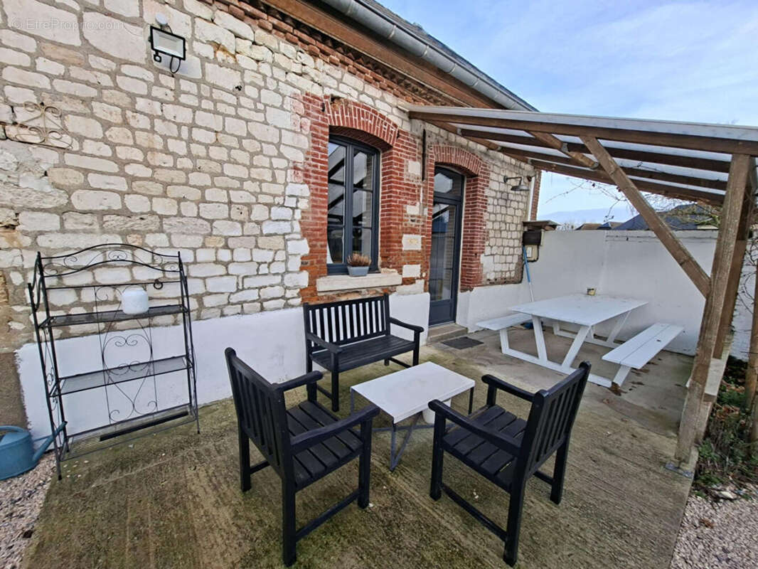 Maison à CILLY