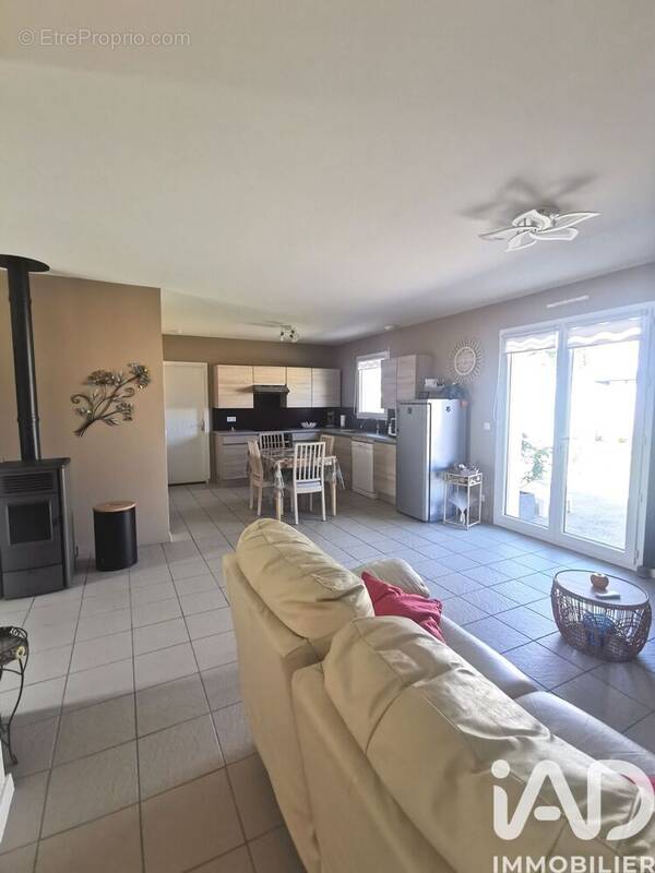 Photo 1 - Maison à CHALLANS