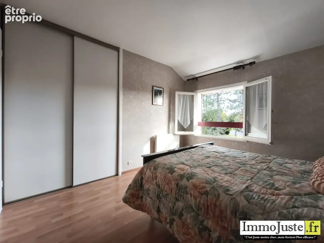 Maison 4 pièces 98 m² à vendre à Les Essarts-Le-Roi (78690) - photo 9