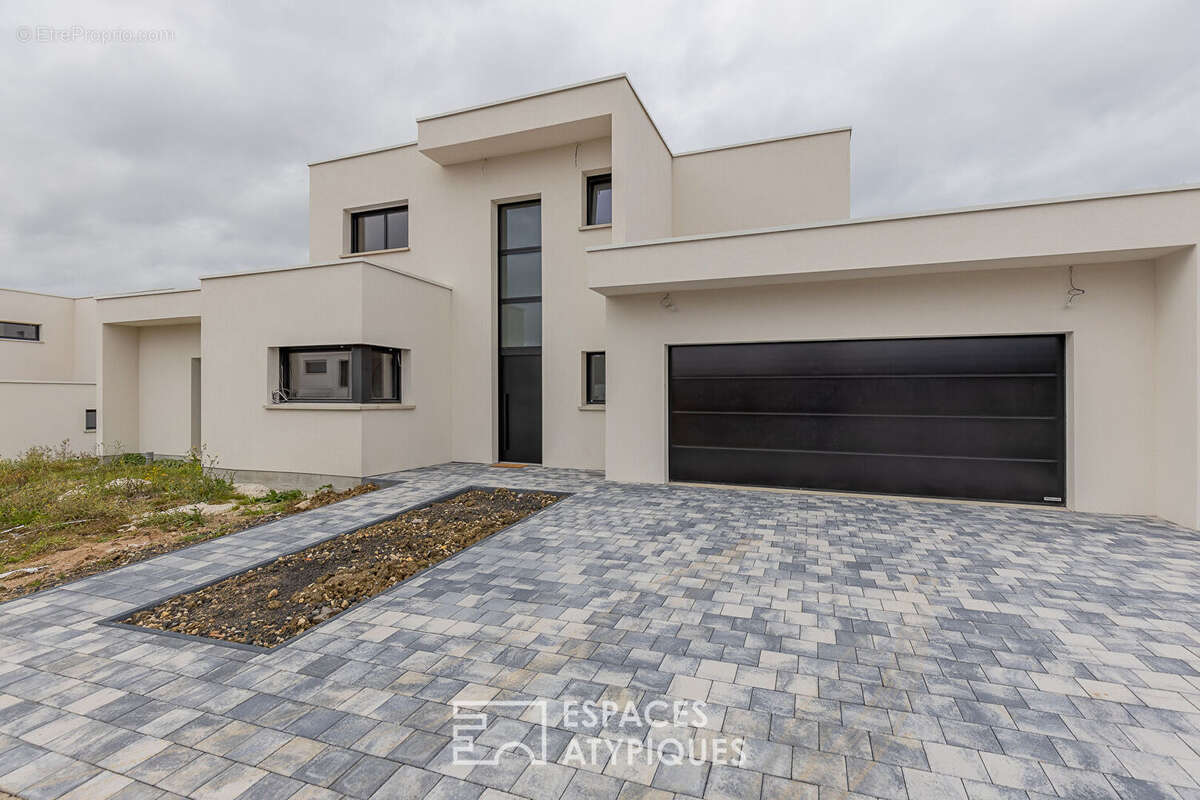 Maison à MARLY