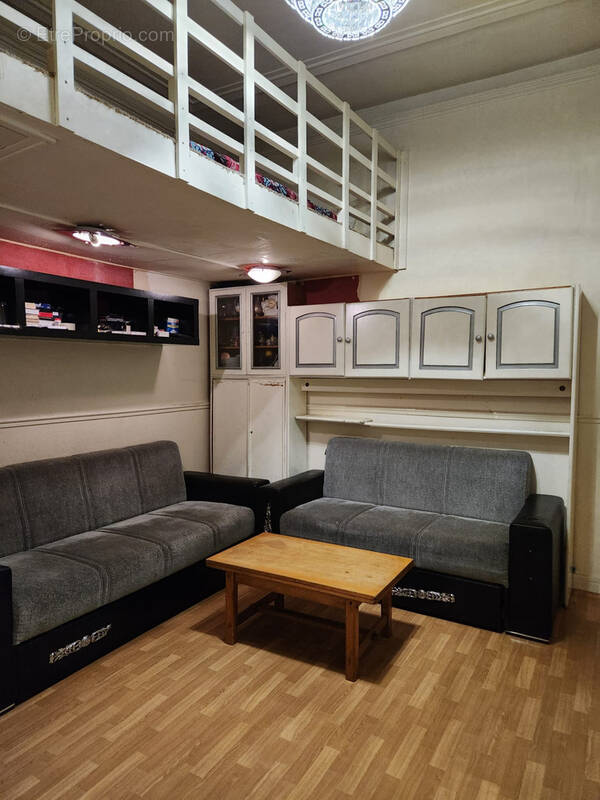 Appartement à PARIS-10E