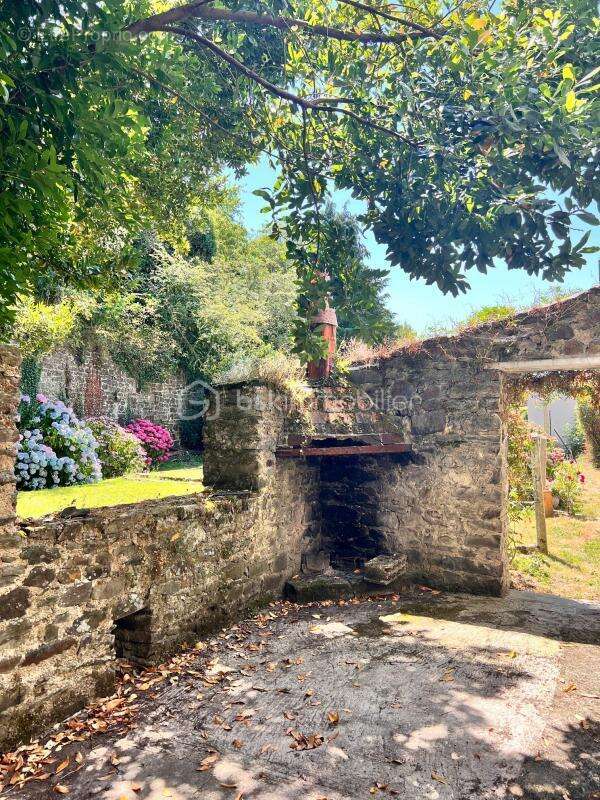 Maison familiale au centre de Châteaulin - photo 4