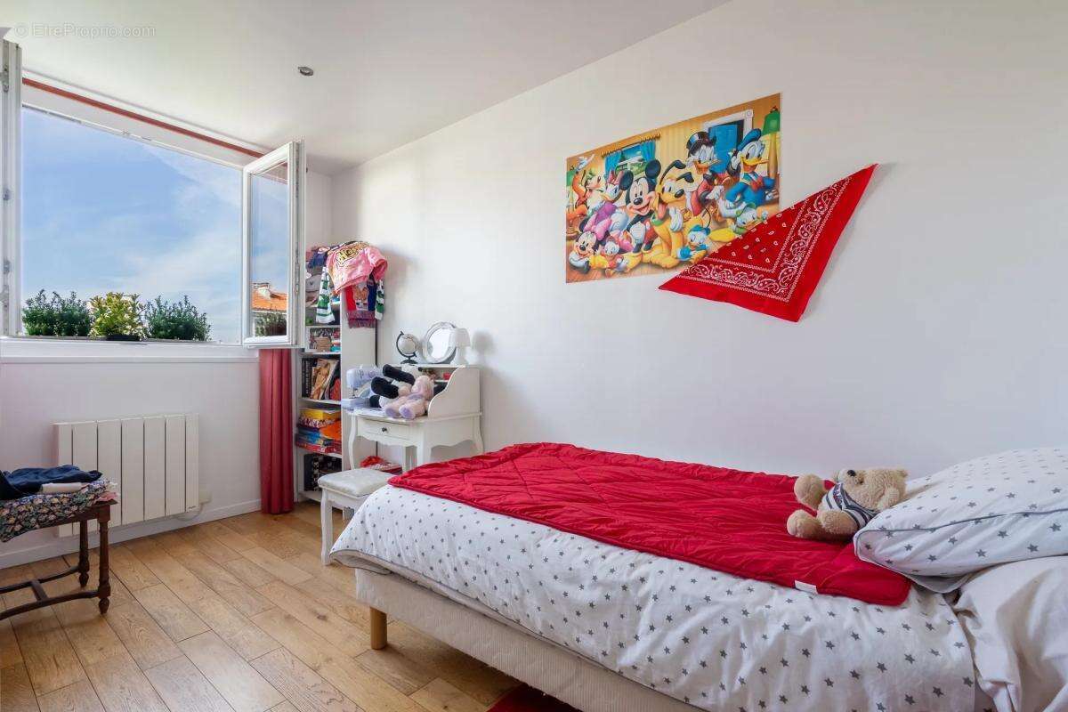 Lumineux F3  de 57 m² en parfait état au Perreux-sur-Marne - photo 6