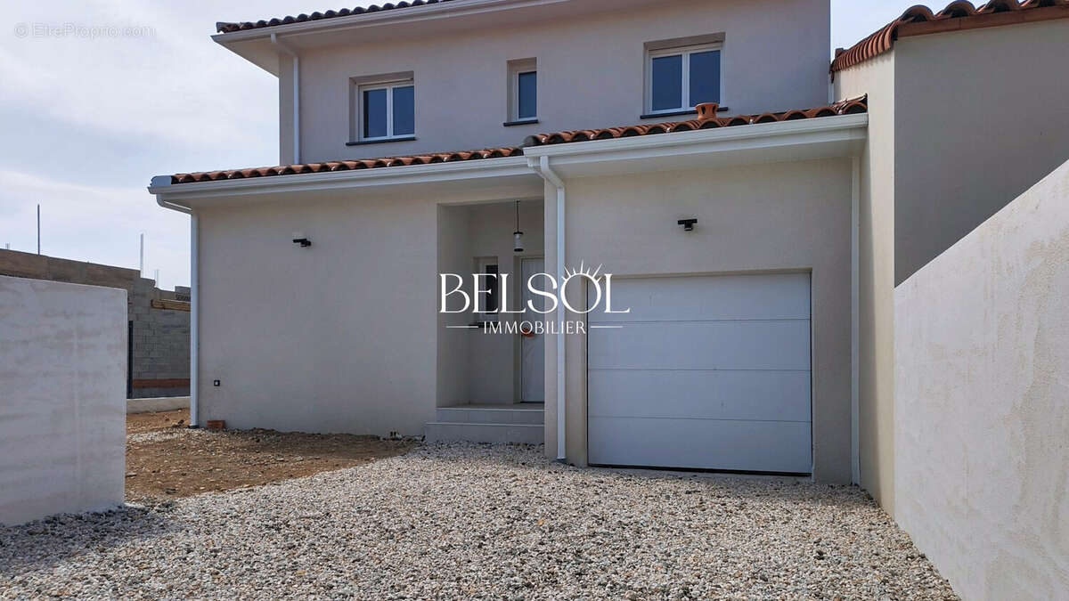Maison 116 m² à Pia  - photo 3