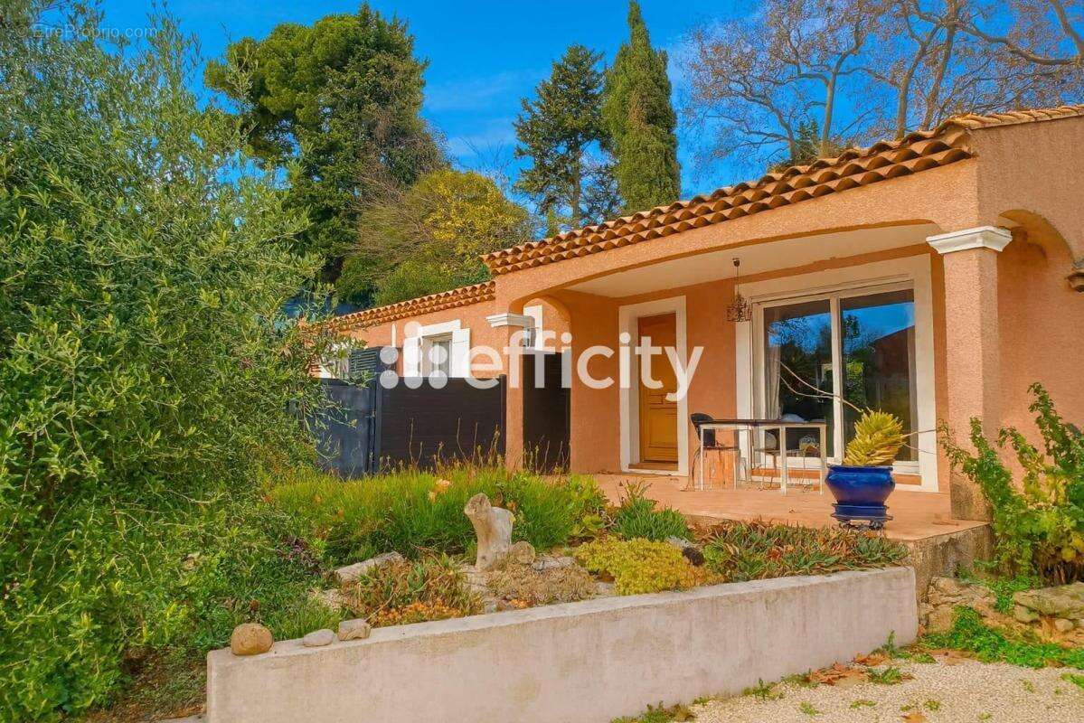 Maison à GIGNAC-LA-NERTHE