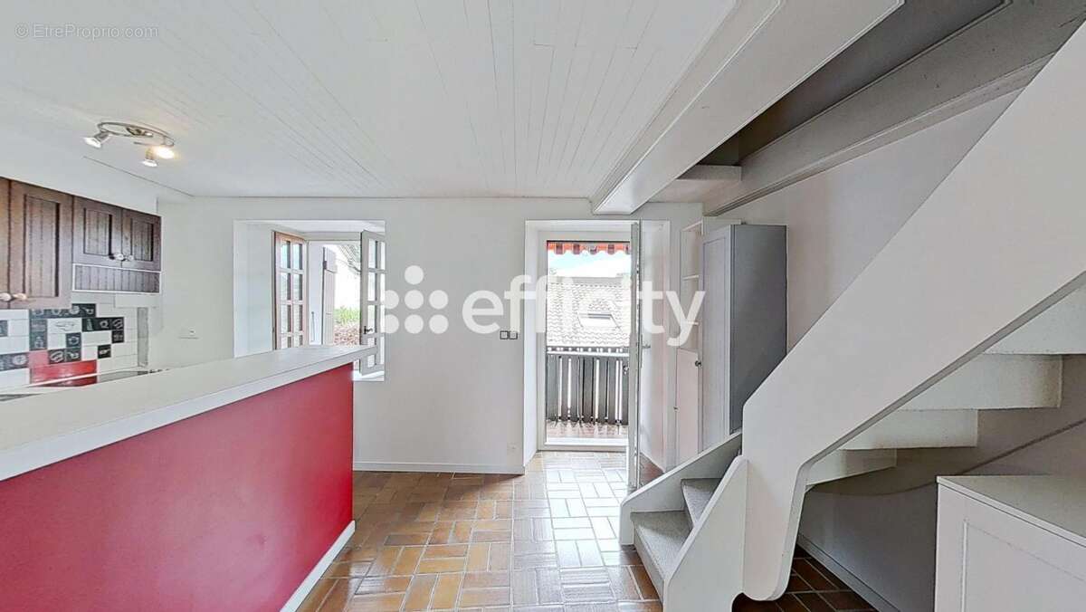 Maison 80 m² à Thonon-Les-Bains  - photo 2