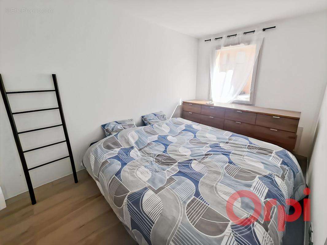 Appartement à VENELLES