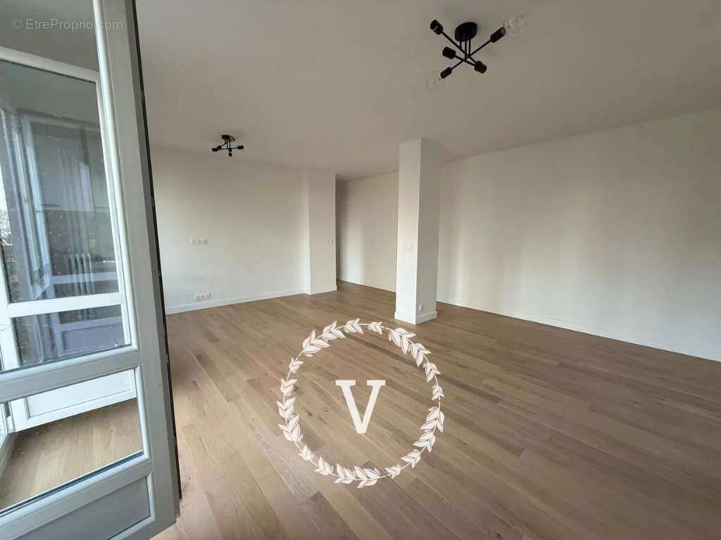 Appartement à RUEIL-MALMAISON