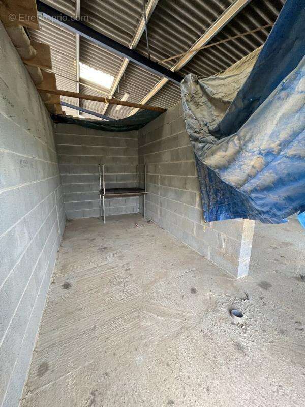 Maison à SAINT-PRIEST-LES-FOUGERES