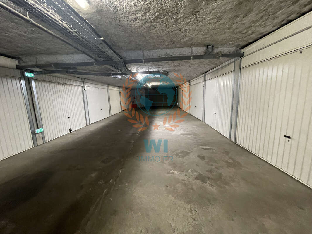 Appartement  en rez-de-jardin avec piscine et garage - photo 17
