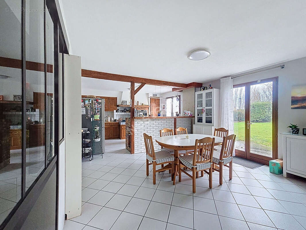 Maison à MAREIL-EN-FRANCE