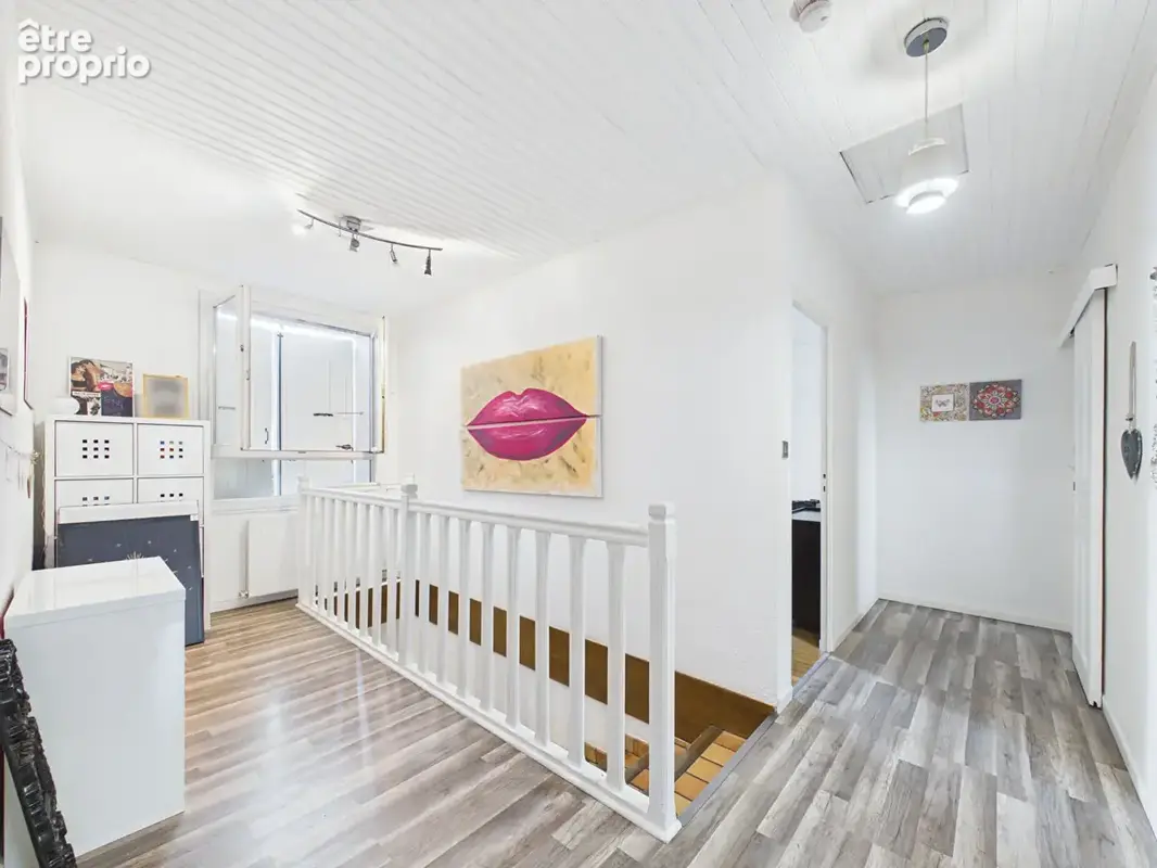 Maison familiale de 126 m2 avec 4 chambres et jardin arboré de 1 208 m² - photo 18