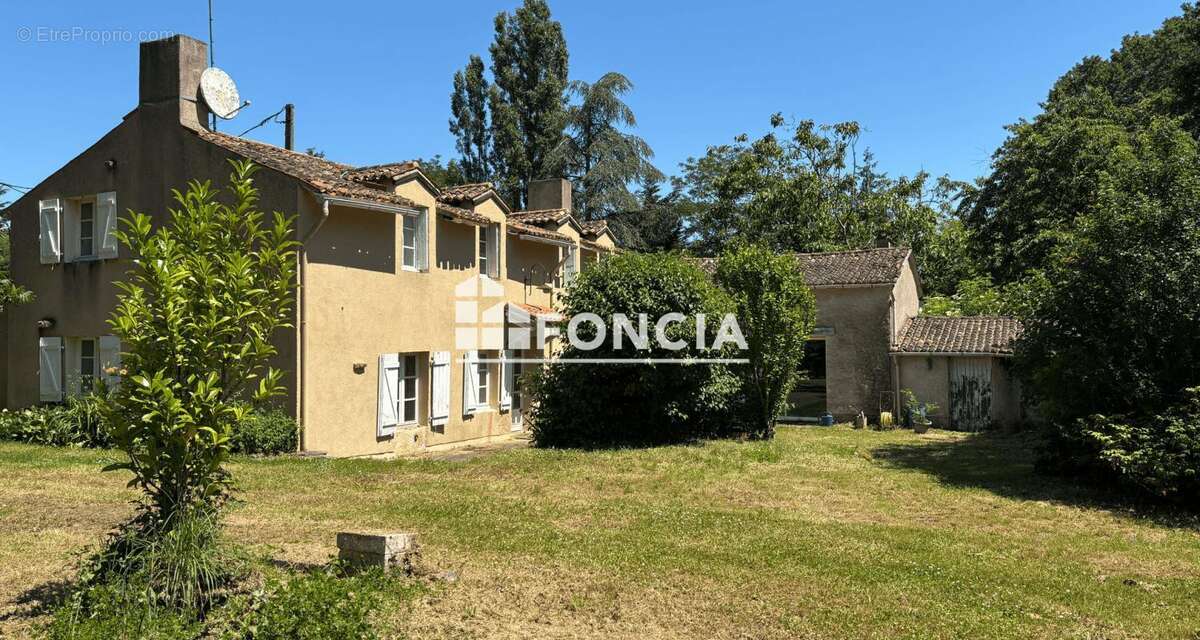 Maison à BERUGES