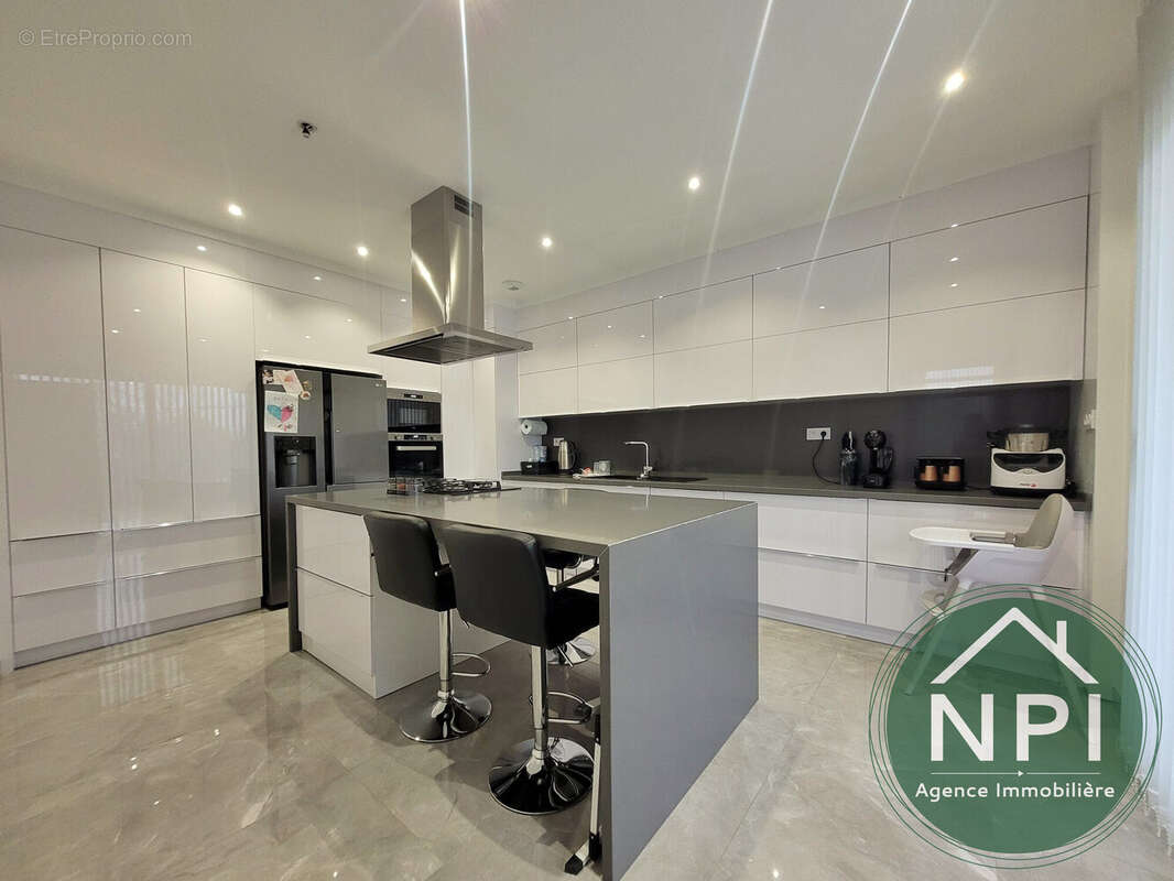 Maison à CHARTRETTES