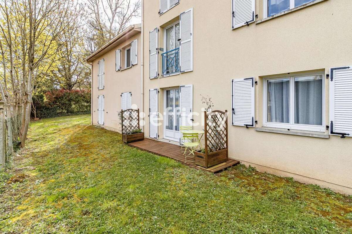 Appartement à DOMMARTIN