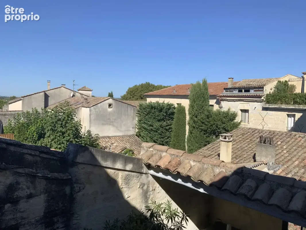 Maison en pierre rénovée avec terrasses en plein coeur historique d'Uzès. - photo 7