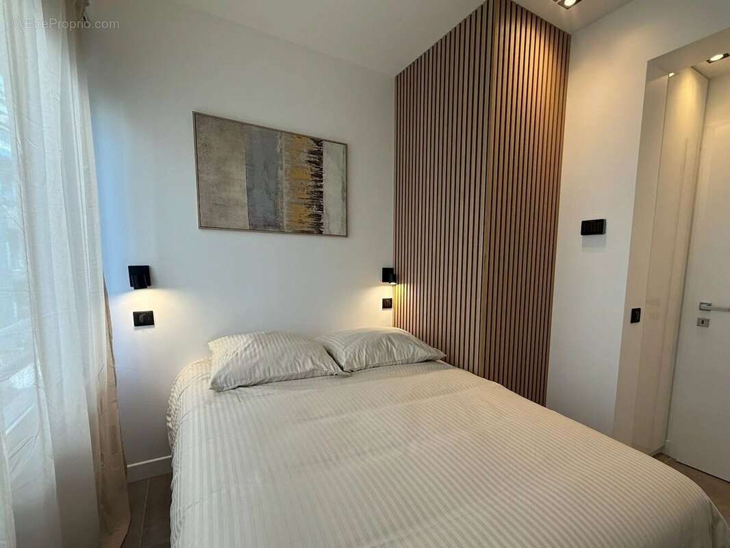 Cannes - 3 pieces arriere croisette - photo 13
