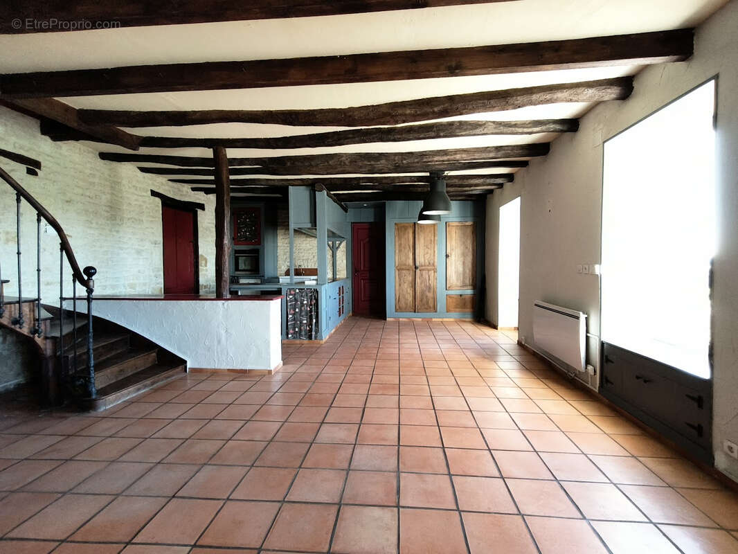 Maison à SAINTE-EANNE