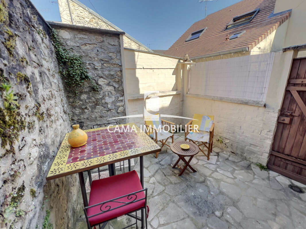 Maison à VILLEPREUX