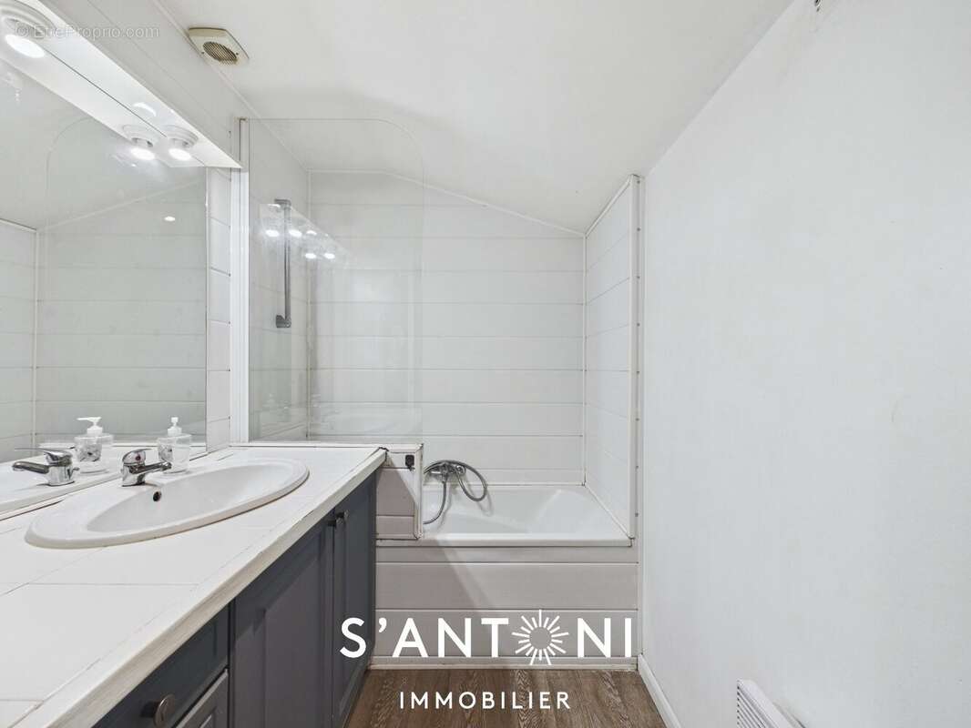Appartement à BEZIERS