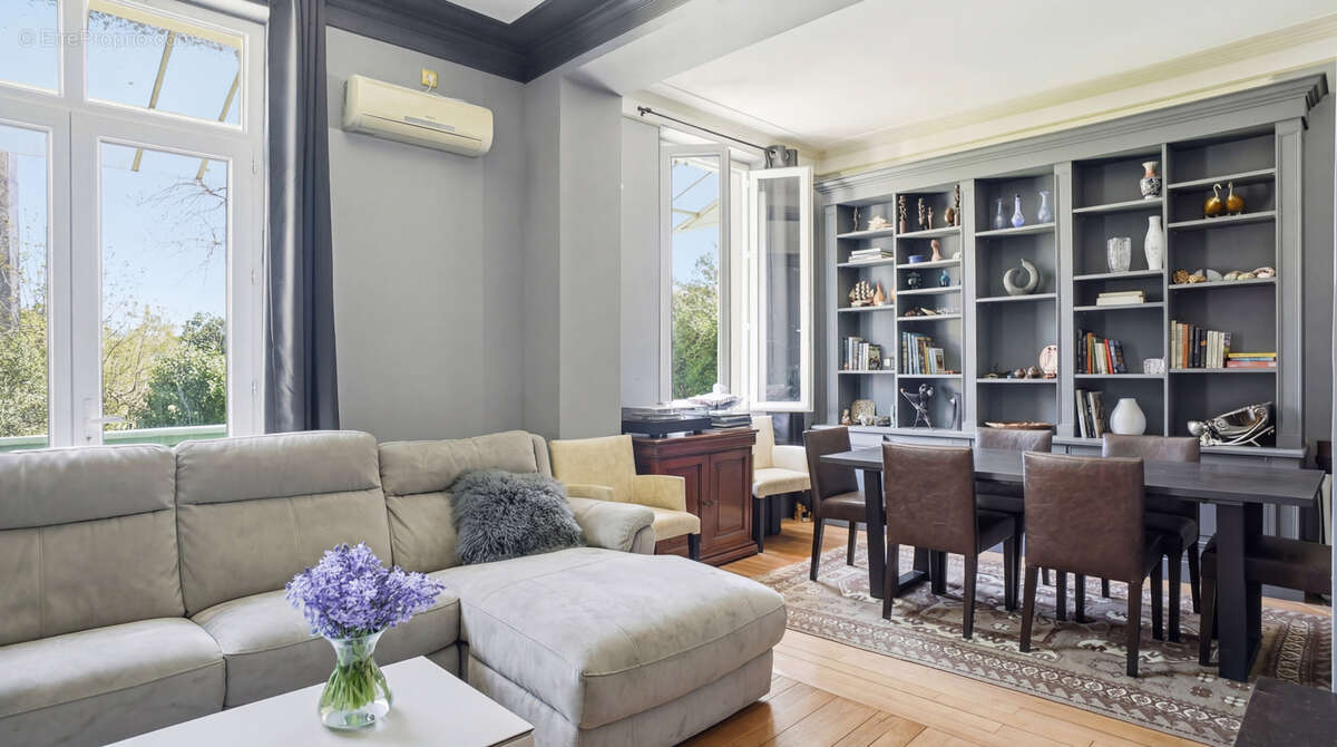 Maison à FONTAINEBLEAU