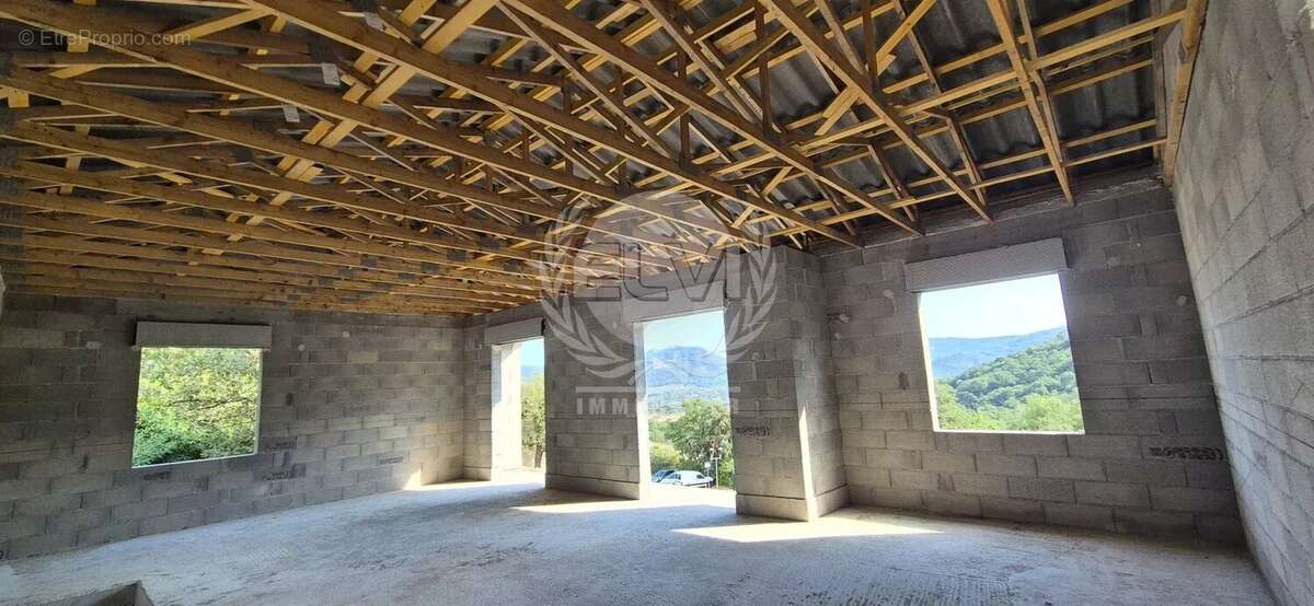 Maison à Plan de la Tour - photo 8