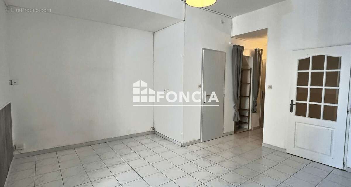 Appartement à LYON-9E