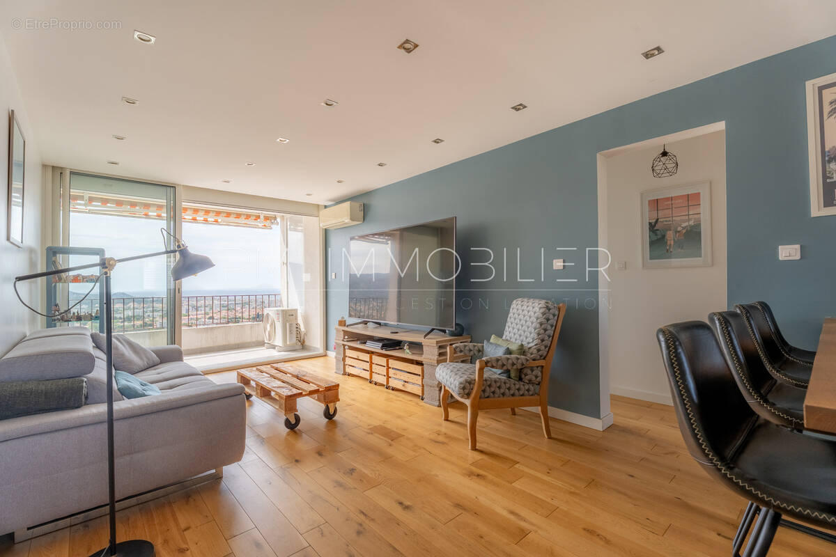 Appartement à MARSEILLE-9E