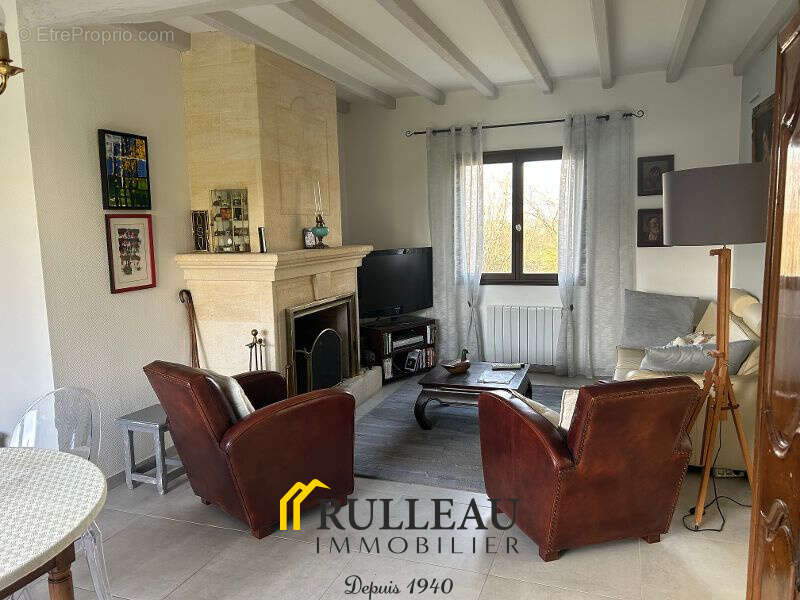 Maison à CUBZAC-LES-PONTS