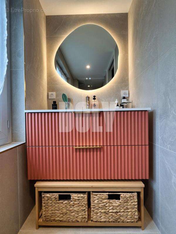 Appartement à PARIS-9E