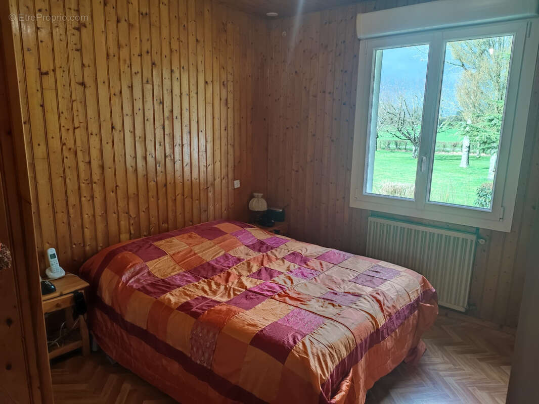 Maison à LES HERBIERS