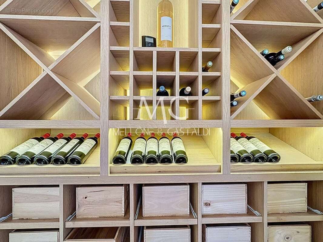 Appartement à LE CANNET