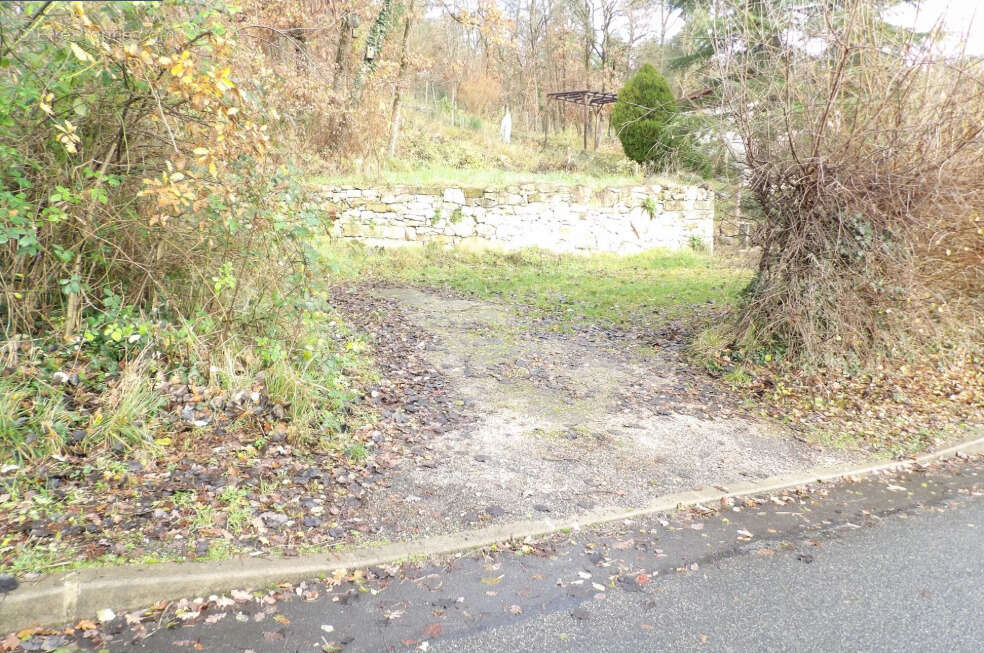 Maison à NANTEAU-SUR-ESSONNE