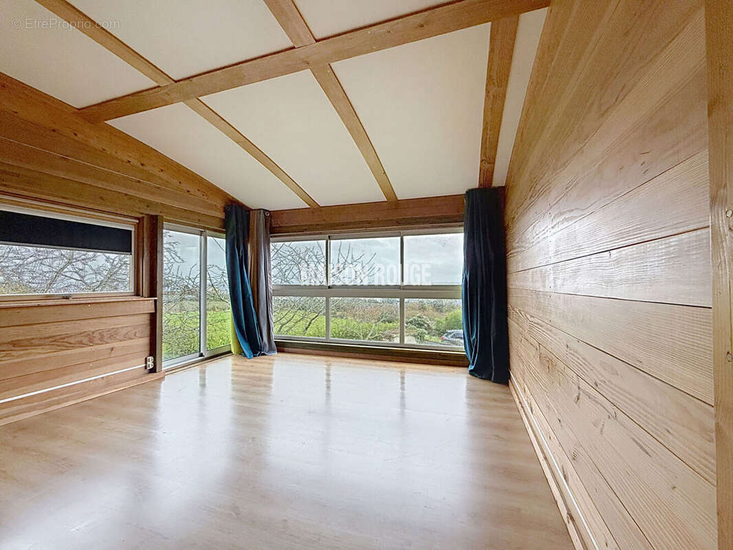 Maison atypique - Vie de plain-pied avec vue dégagée - Maison avec atelier  habitable - Langueux - photo 5