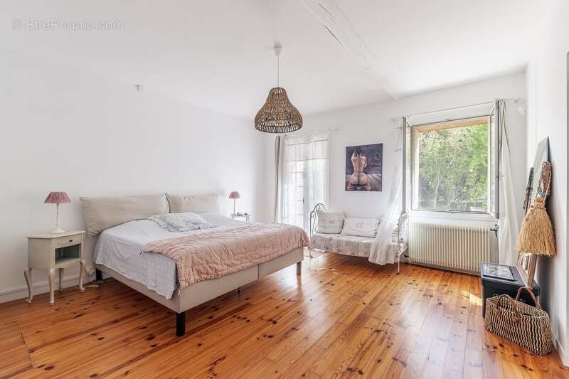 Maison à LIGNAN-DE-BORDEAUX