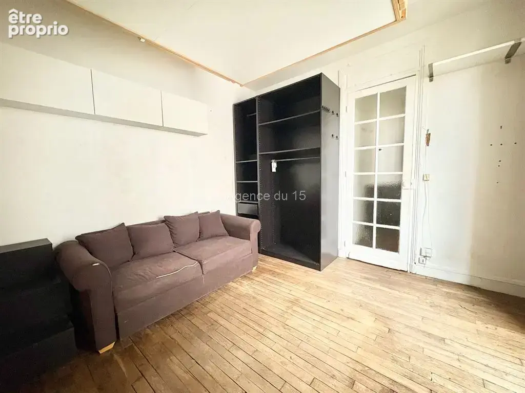Convention / studio 19,20m² / calme et clair / proche metro / commerces et marche / - photo 3