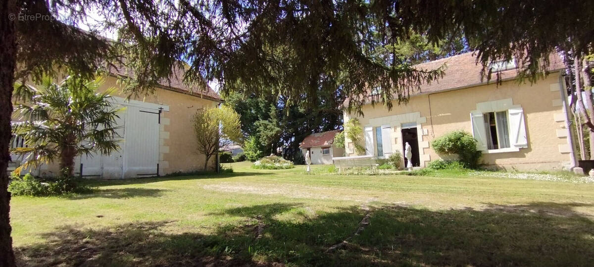 Maison à BOSSAY-SUR-CLAISE