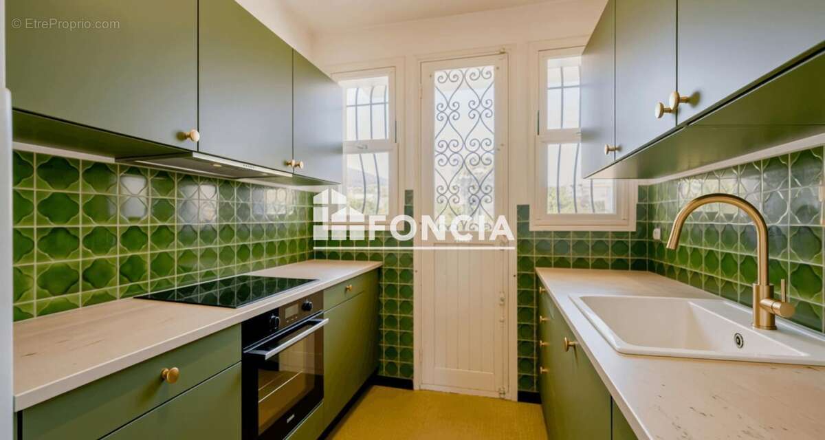 Appartement à CARQUEIRANNE