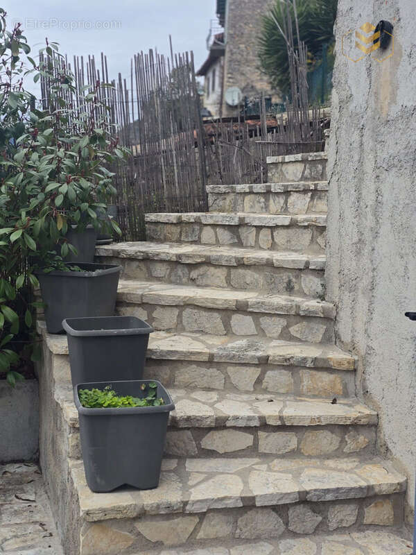 Maison à SAINTE-AGNES