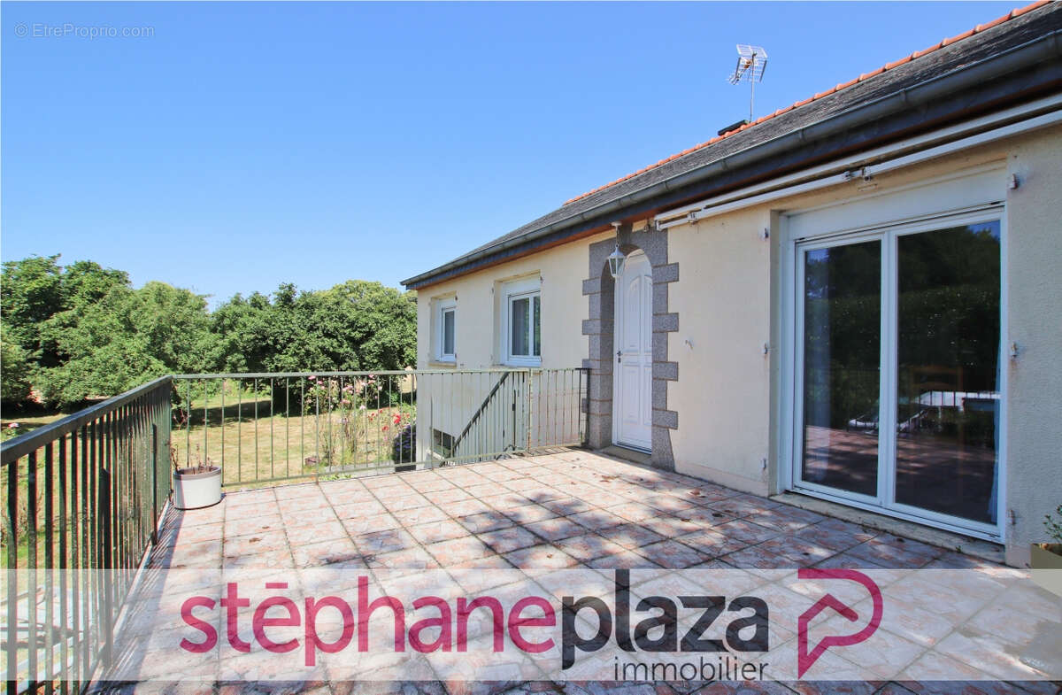 Maison à CHATEAUGIRON