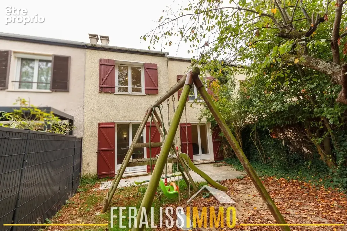 Maison familiale au calme, gare et commerces à pied ! - photo 1