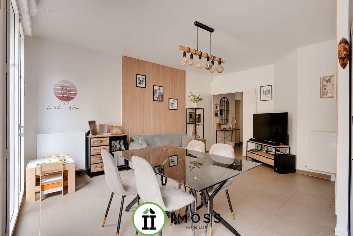 Appartement à LA GARENNE-COLOMBES