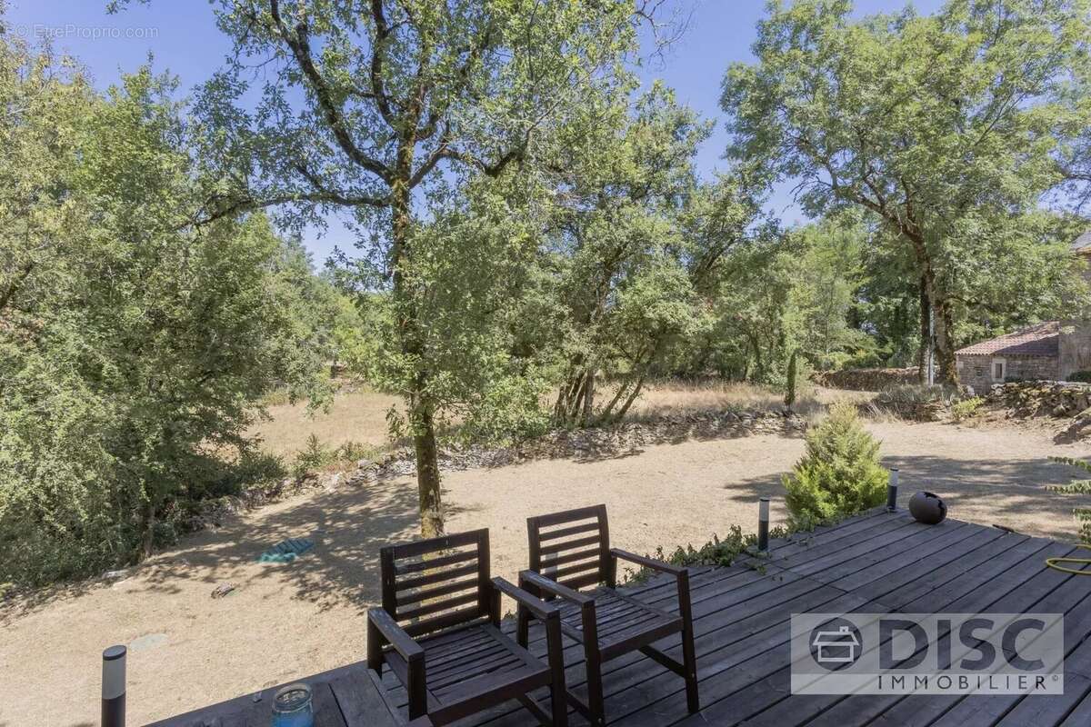Belle maison en pierre mêlant charme et modernité avec terrain constructible, à 5 minutes de Caylus - photo 6
