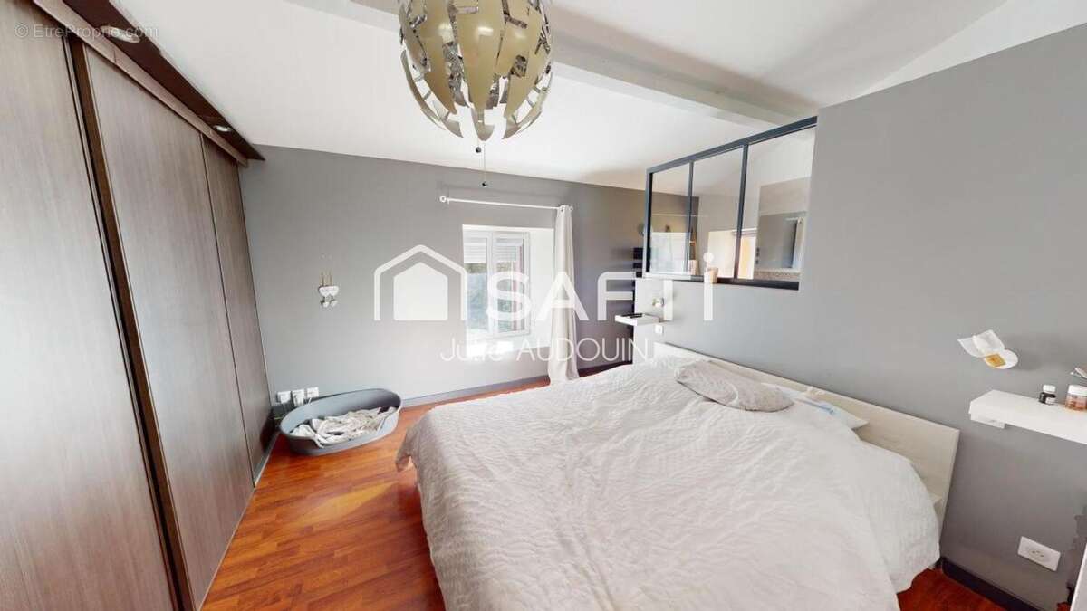 Maison 217 m² à Soudan  - photo 7
