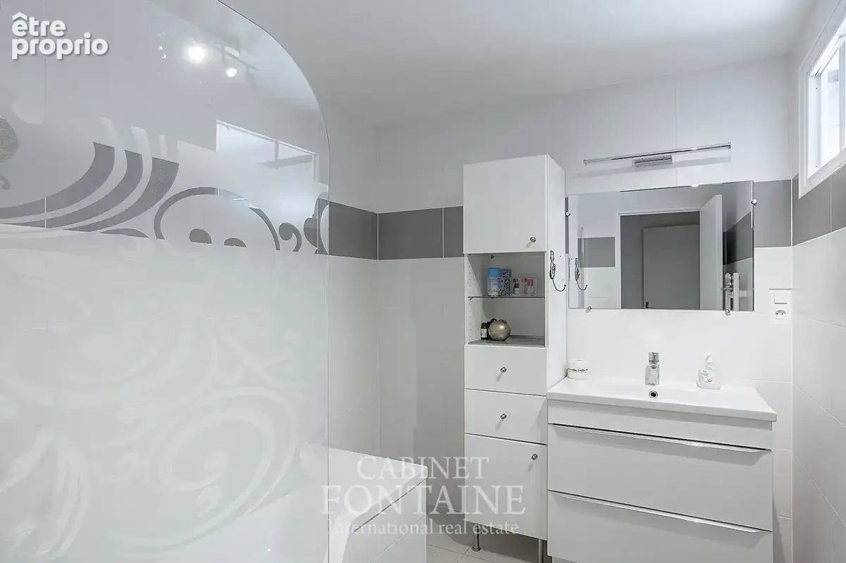 ROCHY-CONDÉ Maison d'environ 180 m², 4 chambres et plus de 250 m² de bâtiments annexes - photo 7