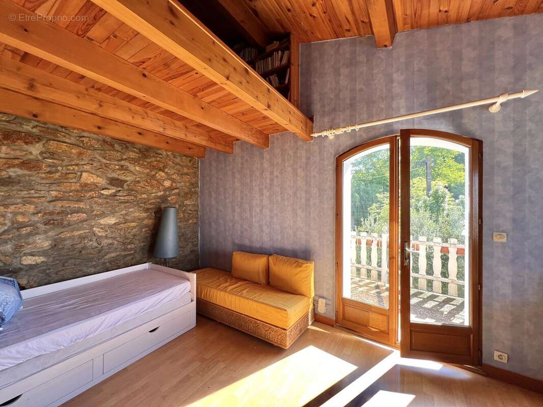 Maison de village en pierre avec jardin et garage proche de Montolieu - photo 5
