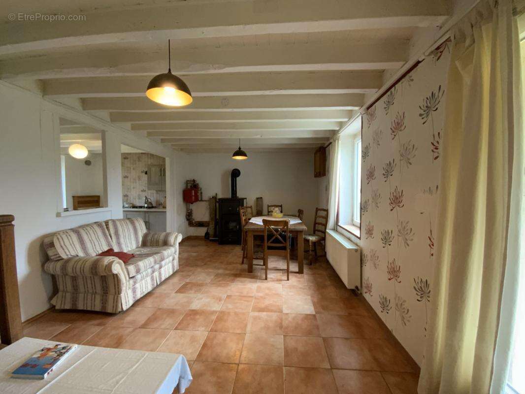 Maison à NOUZIERS