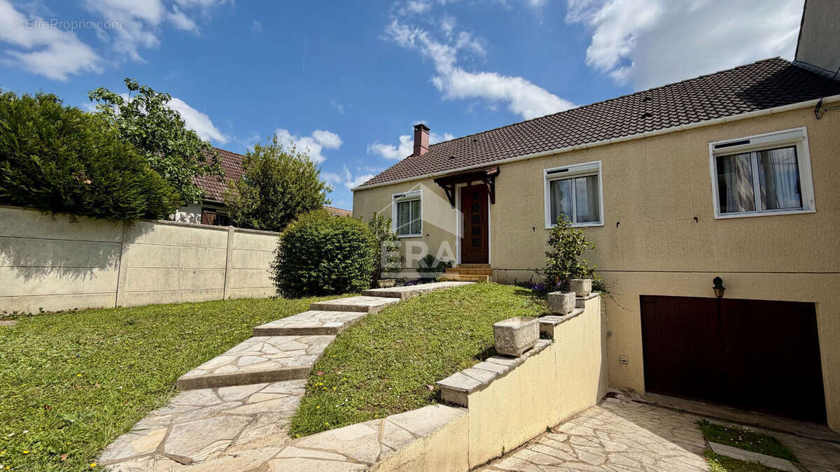 Maison à VIRY-CHATILLON