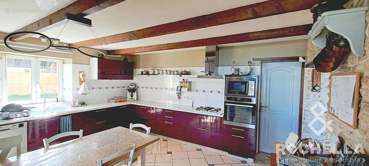Maison à TONNAY-CHARENTE